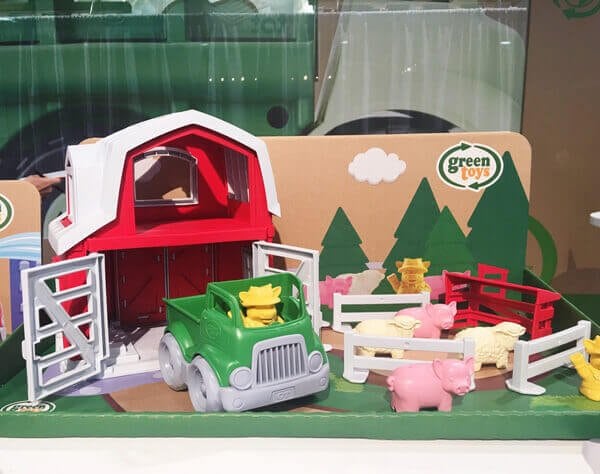 Green Toys Farm Playset | Top Baby Products for 2017 from the ABC Kids Expo