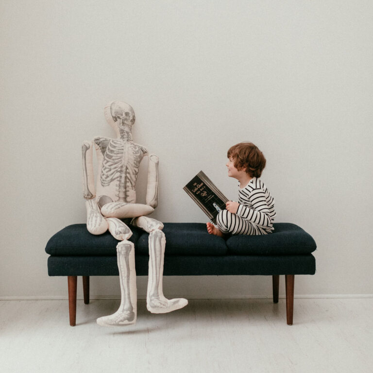 daily-deals-and-gift-guides-for-babies-and-kids-thrifty-littles